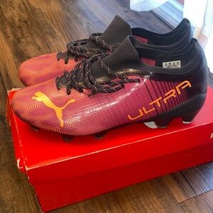 Puma Ultra purple and Black Soccer Cleats